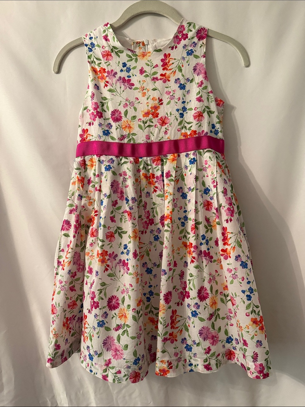Lands' End White Floral Dress with Fuchsia Waistband - Sleeveless - Size 8